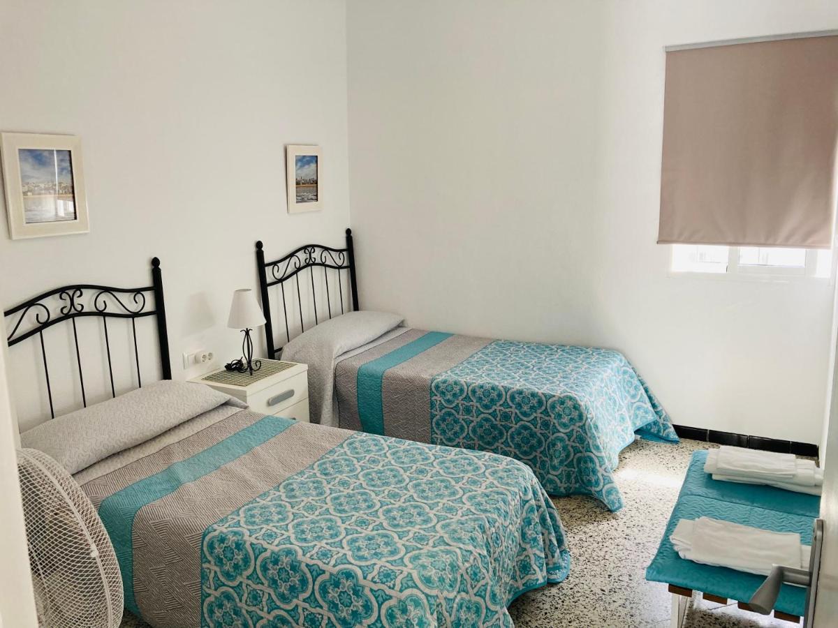 Apartamento Conil Centro Conil De La Frontera Luaran gambar